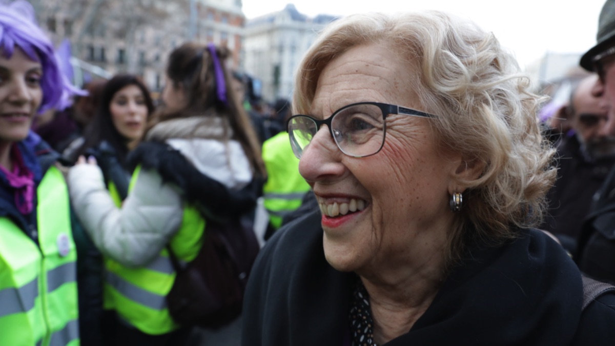 La alcaldesa en la manifestación del 8M. (Foto: Madrid)