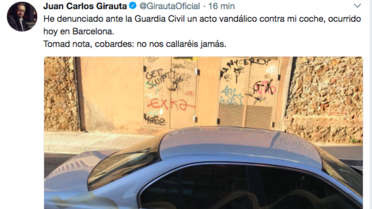 Juan Carlos Girauta denuncia en Twitter un acto vandálico contra su coche.