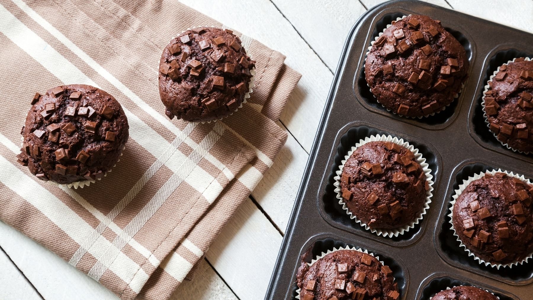 Muffin de chocolate fáciles, rápidos y esponjosos