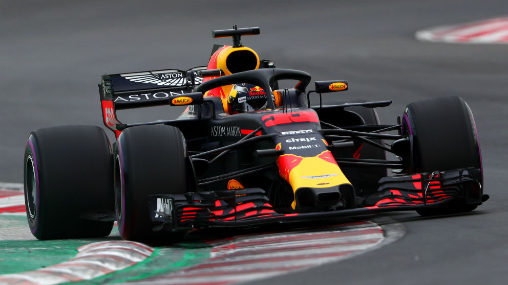 Helmut Marko, asesor deportivo de Red Bull, ha asegurado que su equipo dispone del mejor chasis de la parrilla de Fórmula 1 de esta temporada, algo que compensará en parte el déficit de potencia del motor Renault. (Getty)