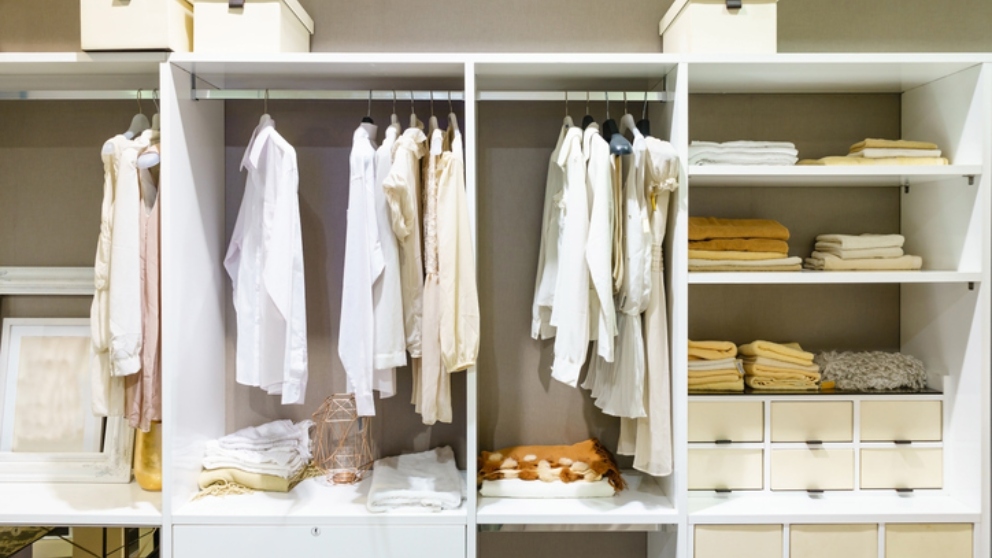 Cómo ordenar el armario fácilmente con el método definitivo paso a paso