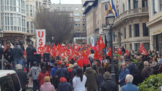 Crispación en Palma por la presencia de políticos en la manifestación por las pensiones