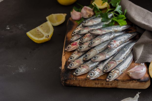 Limones rellenos de sardinas