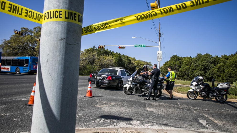 Policía en Austin tras la explosión de una cuarta bomba (Foto: AFP)
