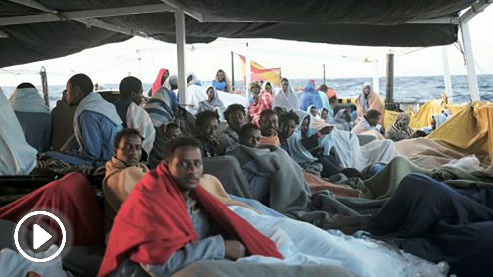 Inmigrantes libios en el barco de la ONG Proactiva Open Arms.