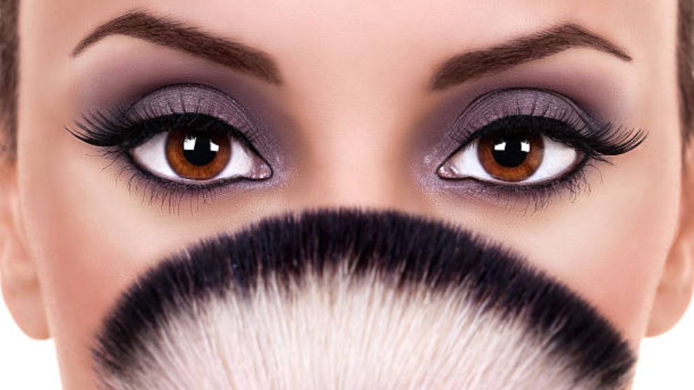 Exención metodología Competidores Cómo hacer un maquillaje para ojos marrones de forma sencilla paso a paso