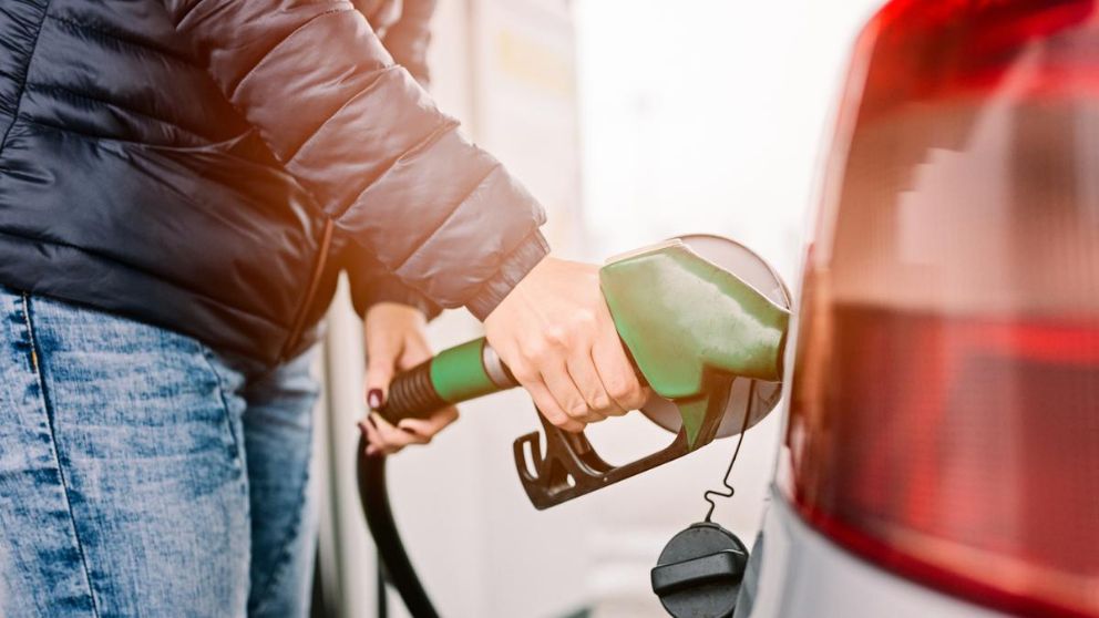Todos los pasos para saber cómo calcular el consumo de gasolina de tu coche.