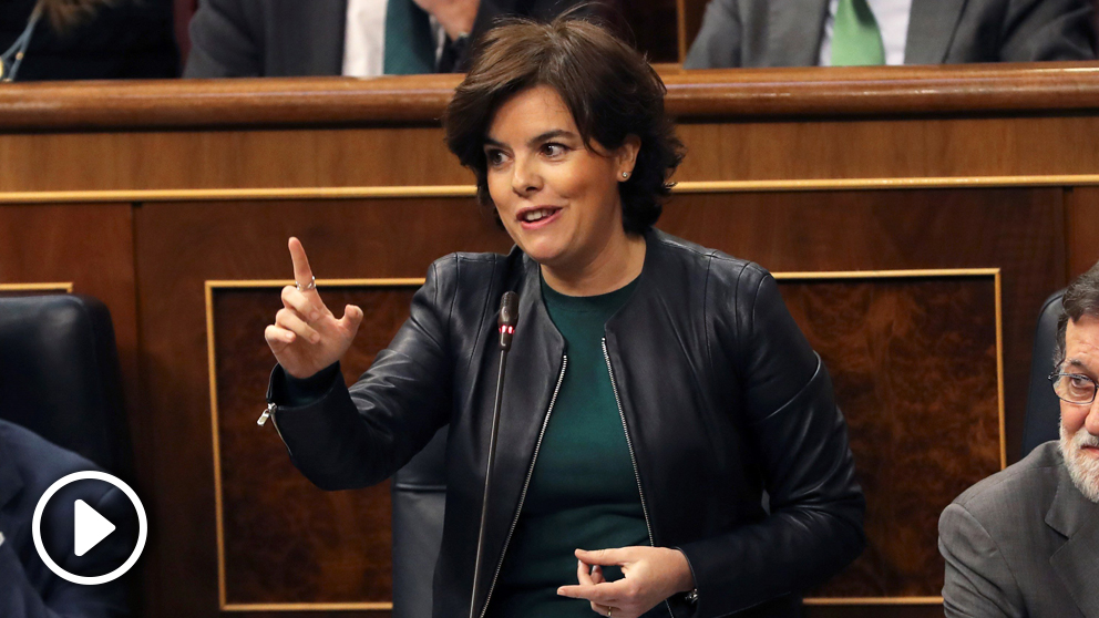 Soraya Sáenz de Santamaría, vicepresidenta del Gobierno, en el Congreso de los Diputados. (Foto: EFE)