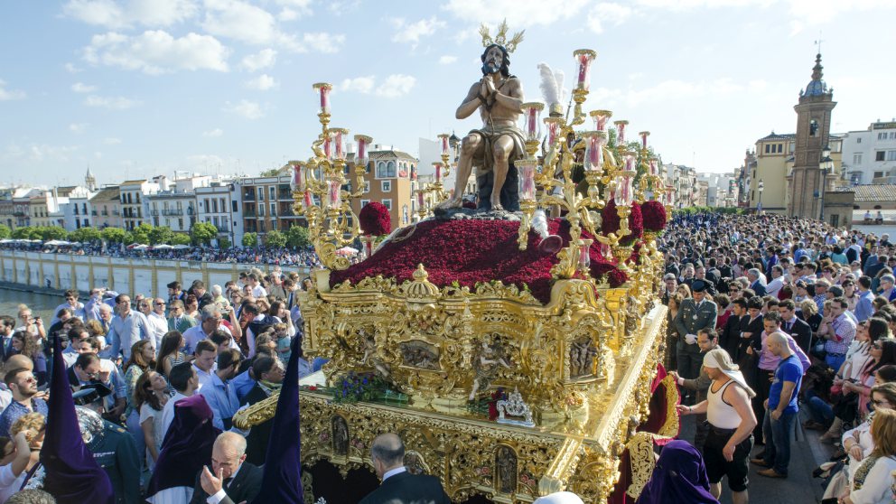 Consulta todas las novedades del programa de la Semana Santa de Sevilla 2018.