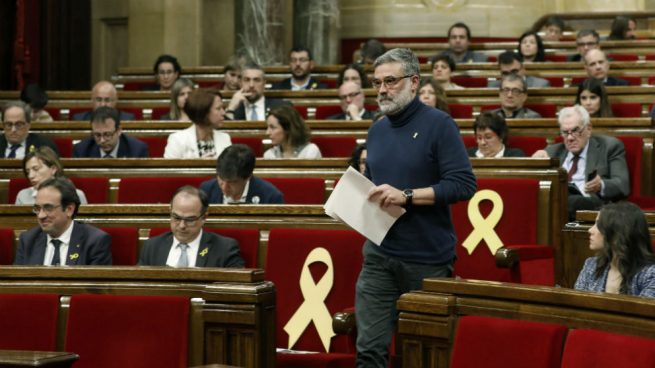 La CUP ofrece incorporarse a la Mesa del Parlament para investir a Puigdemont
