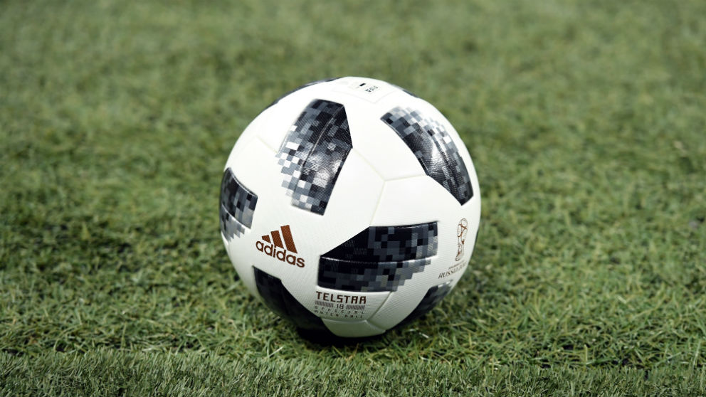 Telstar 18, balón del Mundial de Rusia. (AFP)