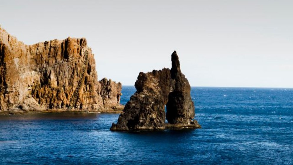 El Hierro es la isla más pequeña de las Canarias.