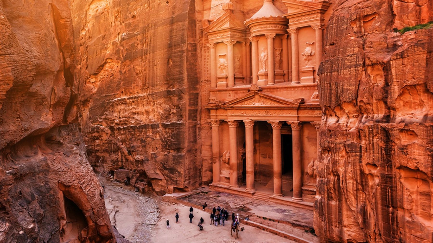 Las curiosidades más ocultas de Petra, la ciudad escondida en el desierto
