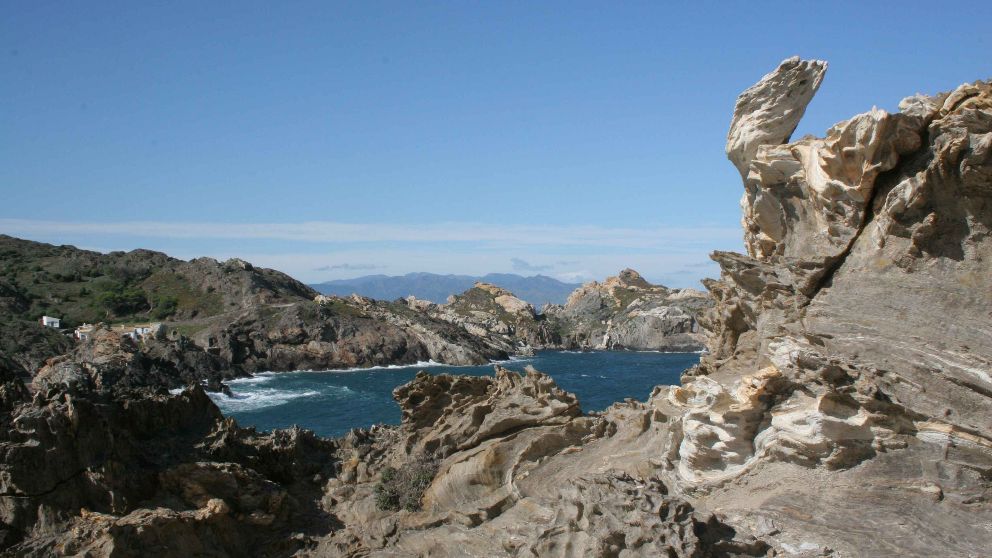 Consulta aquí lugares, rutas, planes y dónde comer en Cabo de Creus