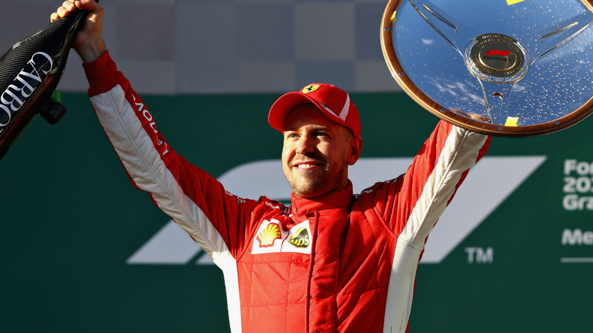 Sebastian Vettel ha reconocido que la suerte ha jugado un papel fundamental para que Ferrari pueda celebrar el primer triunfo del año en Australia. (Getty)