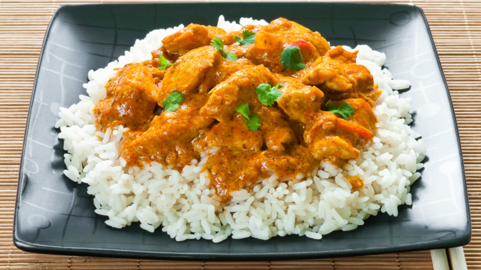 Receta de arroz con pollo al curry fácil de preparar