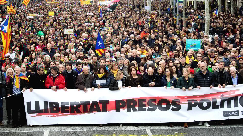 Un momento de la manifestación convocada el pasado jueves por la ANC en protesta por la detención hoy en Alemania del expresidente de la Generalitat Carles Puigdemont