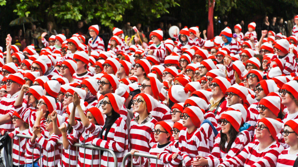 Segunda concentración más grande del mundo de personas disfrazadas como Wally en 2011 en Dublín, Irlanda.