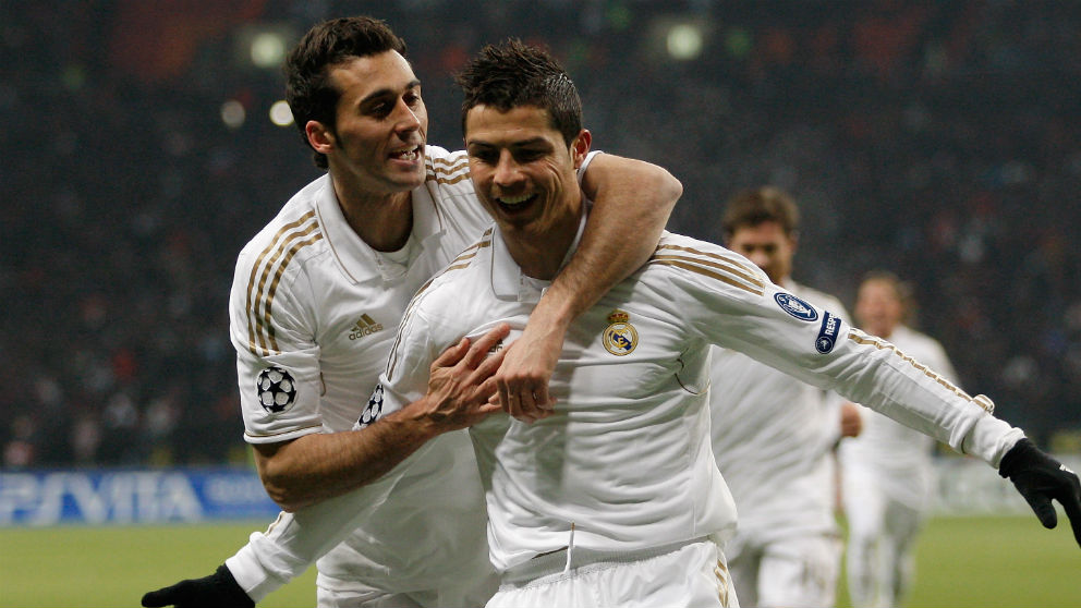 Álvaro Arbeloa celebra un gol con Cristiano Ronaldo. (Getty)