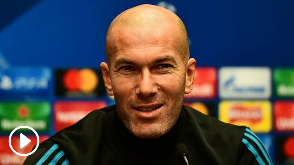 Zinedine Zidane, durante una rueda de prensa con el Real Madrid. (Getty)
