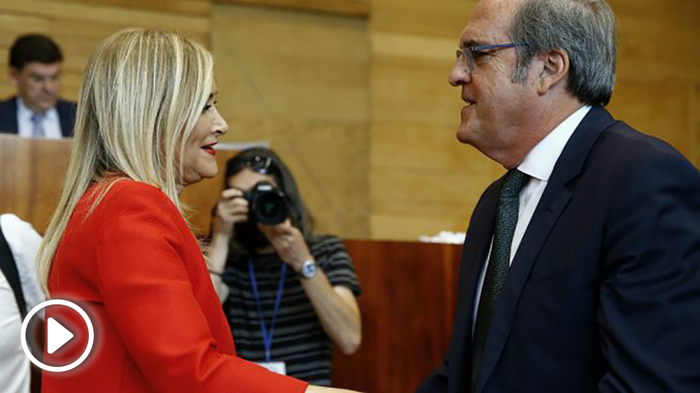 Cristina Cifuentes y Ángel Gabilondo. (Foto: EFE)