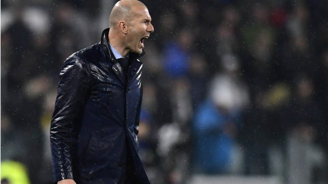 Otra lección de pizarra de Zidane