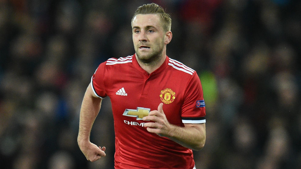 Luke Shaw, en un partido con el Manchester United. (AFP)