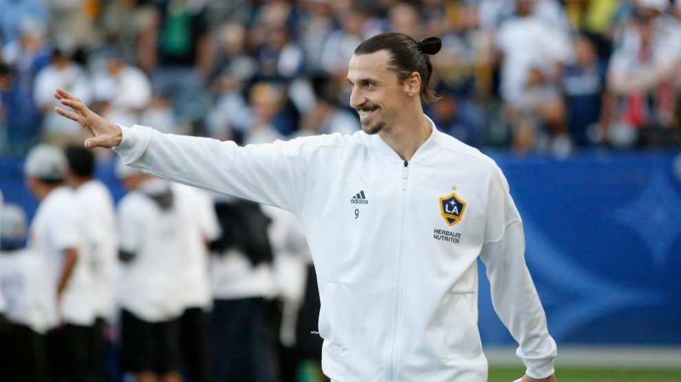 Ibrahimovic, antes de un partido con LA Galaxy. (Getty)