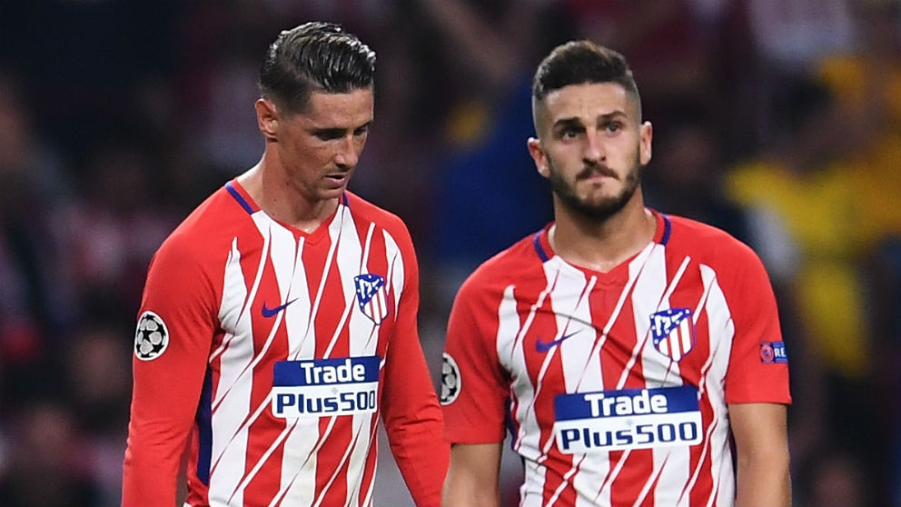 Fernando Torres y Koke, durante un partido con el Atlético de Madrid. (Getty)