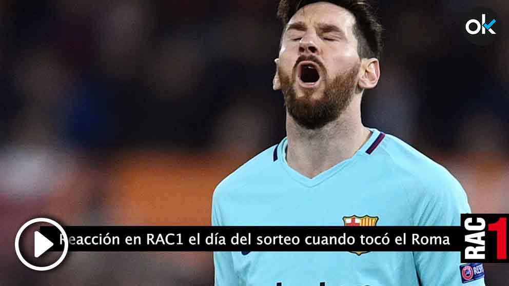 Leo Messi se lamenta tras un fallo contra la Roma.