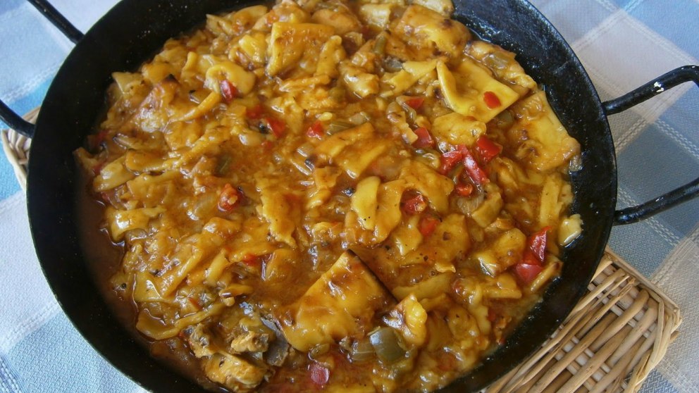 Receta de gazpacho manchego, un plato de cuchara delicioso