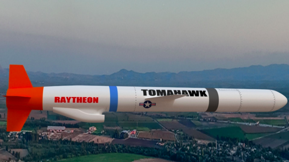 Uno de los misiles tomahawk de Rayhteon.