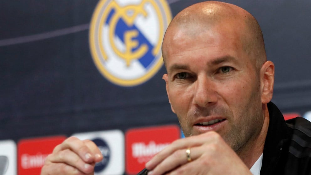 Zidane, en una rueda de prensa. (EFE)