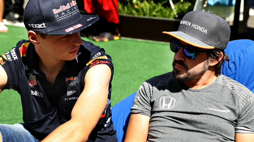 Jos Verstappen, el padre del piloto de Red Bull, cree que la prensa trata de maximizar los errores de su hijo cuando, a su juicio, hay maniobras de otros pilotos como Fernando Alonso que son igualmente censurables. (getty)