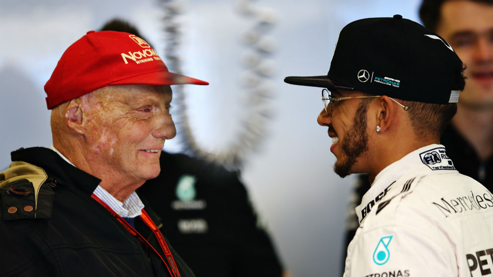 Niki Lauda ha asegurado que la renovación de Lewis Hamilton por Mercedes está a falta únicamente de formalizar la firma del contrato. (getty)