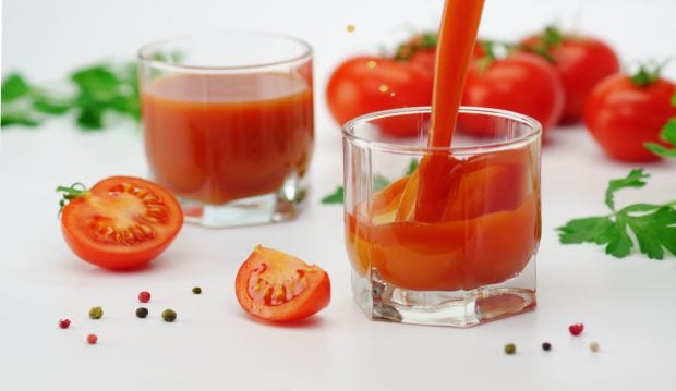 zumo de tomate