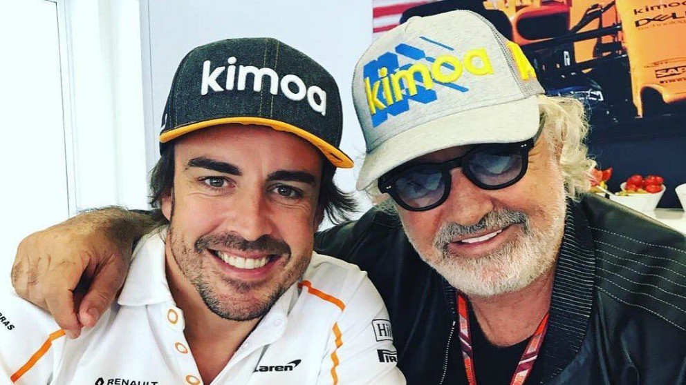 Fernando Alonso y Flavio Briatore, en el GP de Azerbaiyán de Fórmula 1.