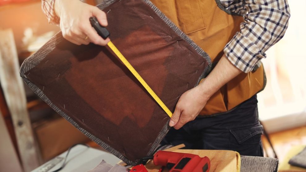 Todos los pasos para saber cómo tapizar sillas en casa