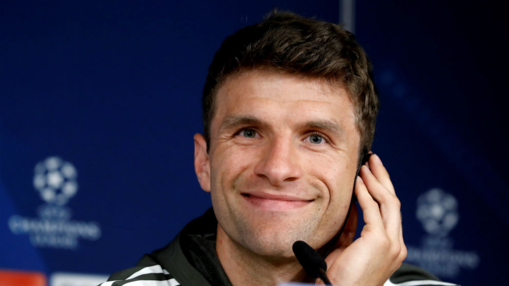 Thomas Müller compareció en la sala de prensa del Santiago Bernabéu. (EFE)