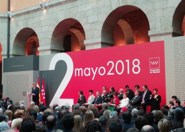 Garrido en su discurso del 2 de Mayo: «Madrid no se deja vencer por los problemas»