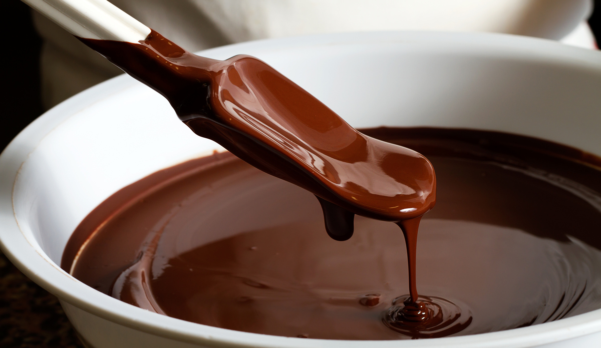 Cómo fundir chocolate al baño de maría o en el microondas