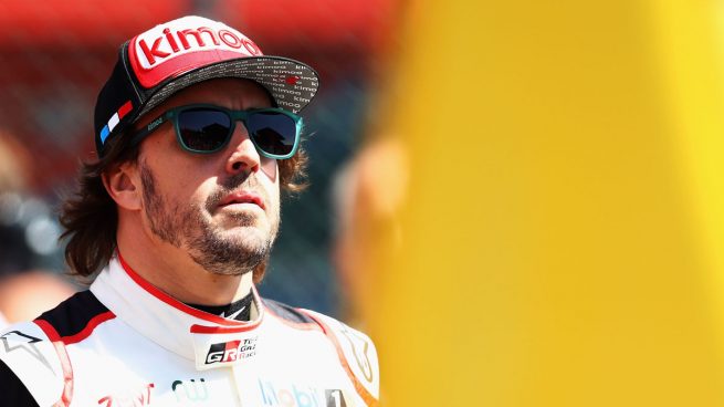 Alonso, tras ganar en Spa: «Me hubiera quedado a dormir en el podio»