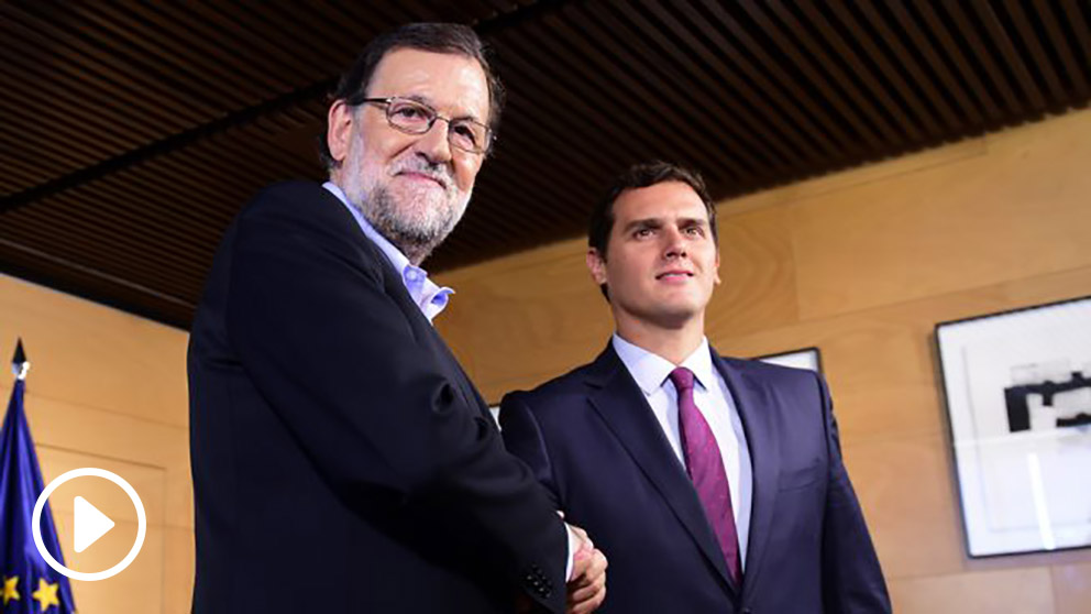 Mariano Rajoy y Albert Rivera. (Foto: AFP)