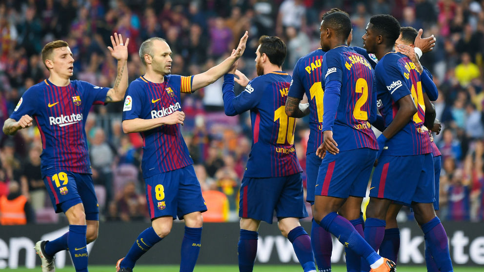 Los jugadores del Barcelona celebran uno de los goles frente al Villarreal. (Getty)