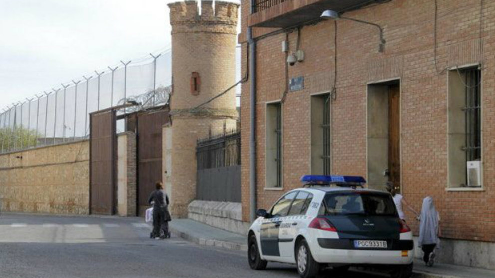 Exterior de la prisión de Ocaña I.