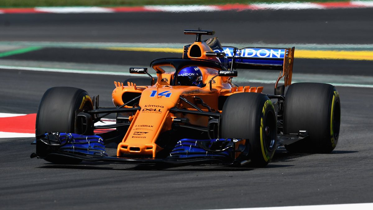 Fernando Alonso con el McLaren MCL33