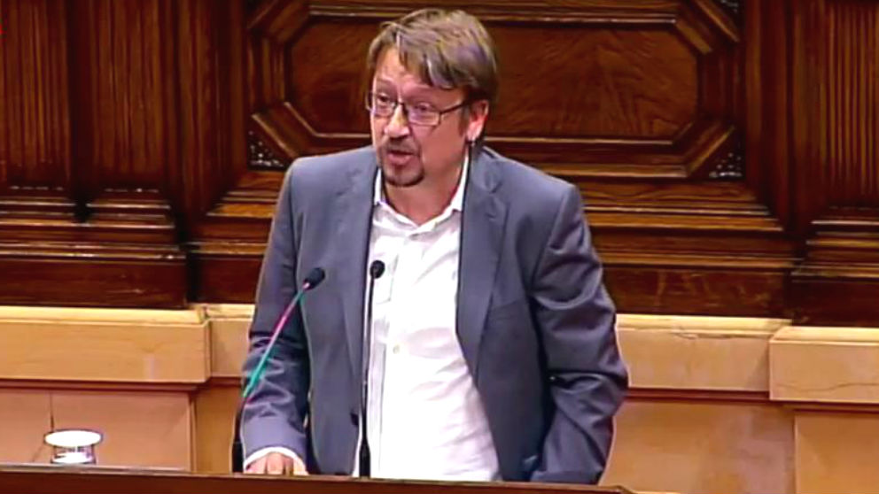 El líder de Catalunya En Comú Podem, Xavier Domènech, en el pleno de investidura de Quim Torra en el Parlament