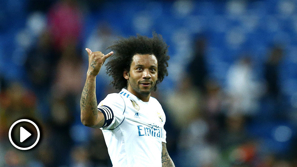 Marcelo, hace un gesto a la afición tras el Real Madrid – Celta. (AFP)