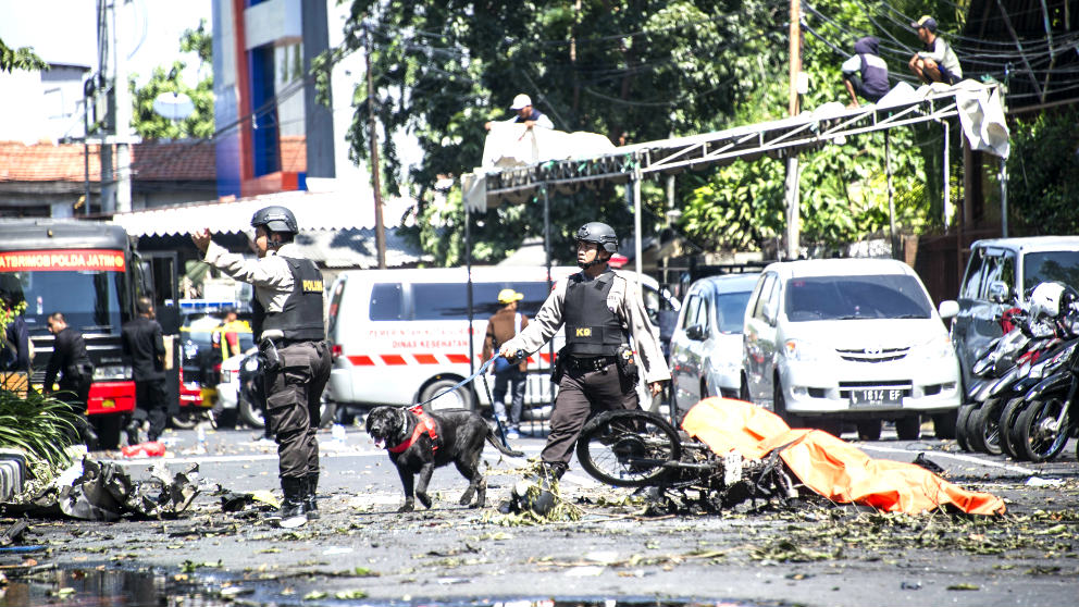 La imagen muestra los efectos de una de las explosiones (Foto: AFP).