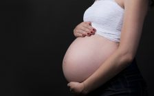 ¿Cuánto tarda el útero en volver a su tamaño después de una cesárea"